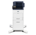 Imprimante Xerox VersaLink B600 équipée d'un socle sur roulettes et d'un un module de répartition de travaux, représentant une solution d'impression efficace et moderne pour les entreprises, proposée par Xerox D&O Partners.
