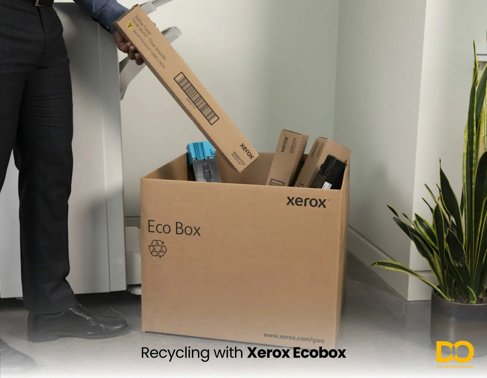 Illustration of the Xerox Ecobox recycling solution in Belgium, designed for sustainable and efficient collection of used toner cartridges and packaging.
